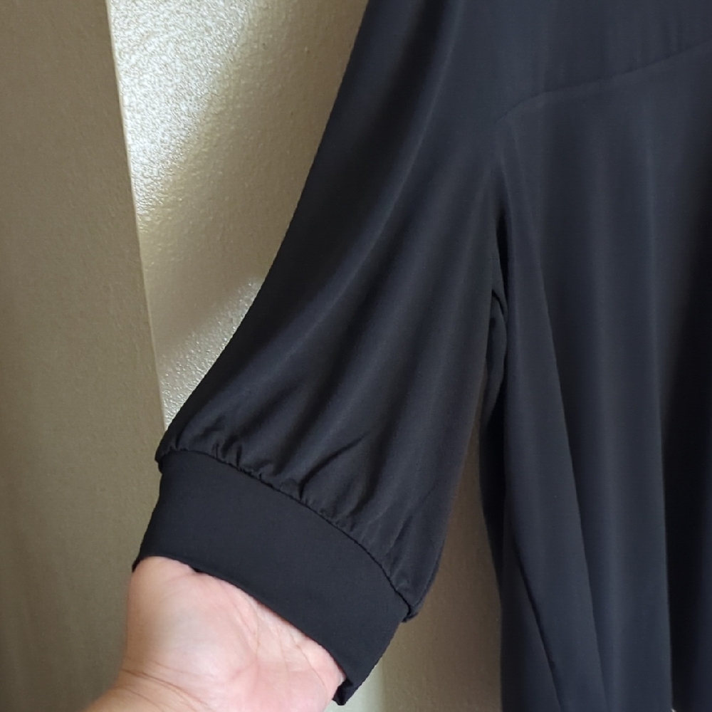 Adrianna Papell Cut- Out Classic Black Attire Quarter Sleeves - Picture 3 of 9
